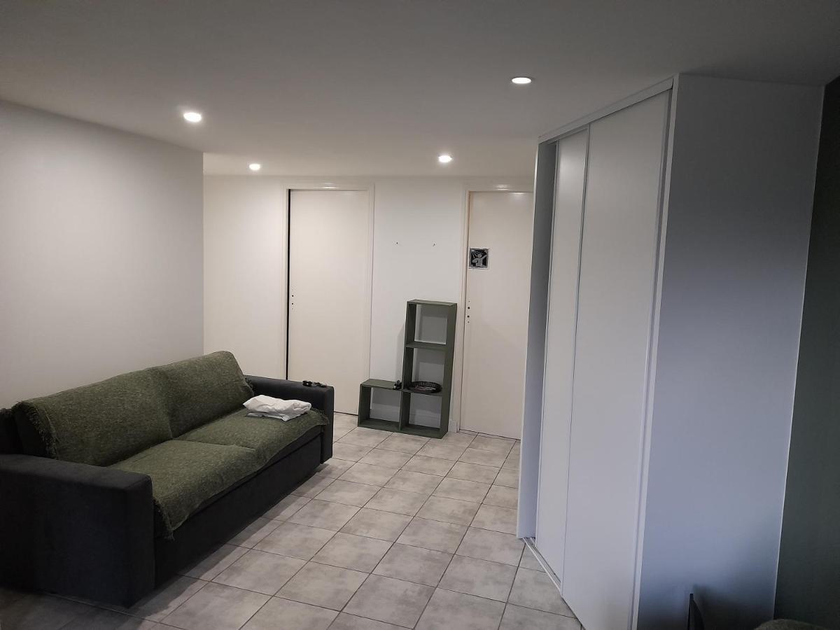 A 5 Mns Du Puy De Dome Avec Vue Imprenable Studio Rez De Jardin 24M2 Neuf A Laschamps Saint-Genès-Champanelle Exterior foto